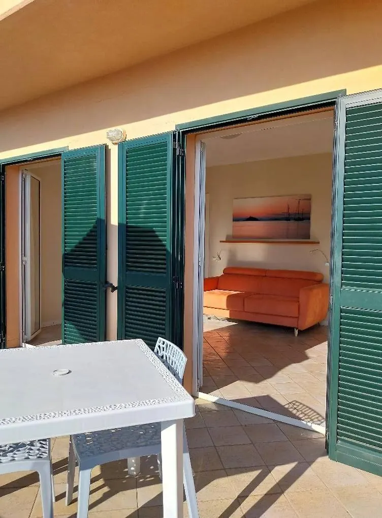 Monolocale 3 Con Terrazzo Vista Mare Apartment Cavo Italy